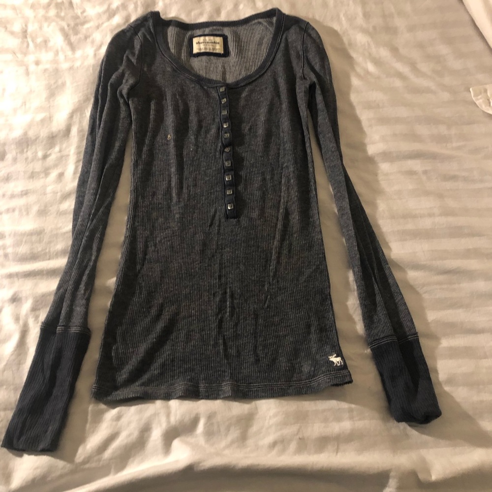 Abercrombie & Fitch Long Sleeve
